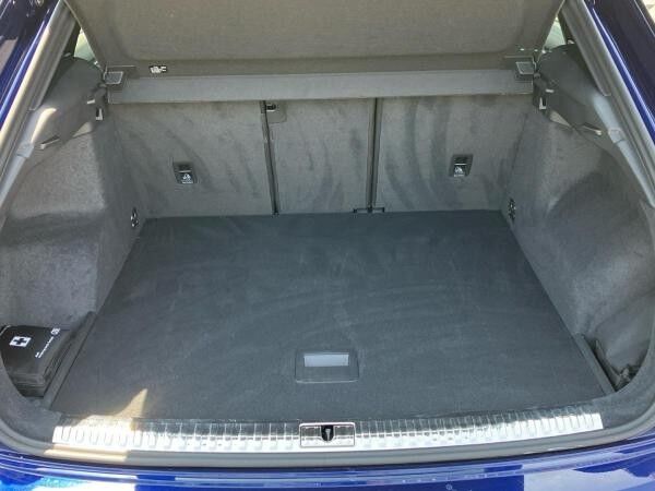 Audi Q3 S line 35 TFSI MMI LED AHK Abstandstempomat