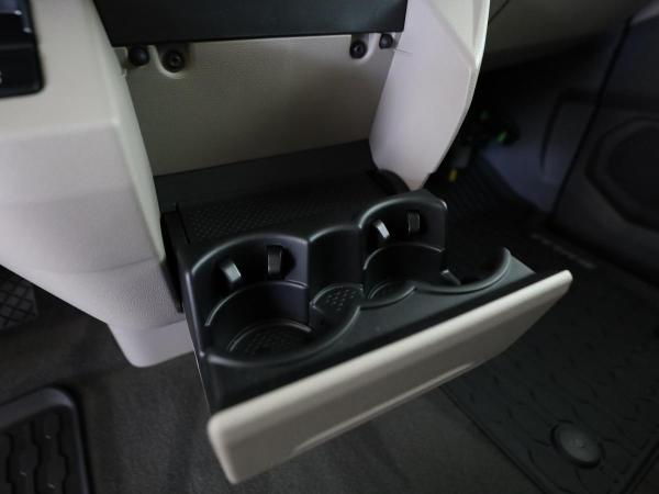 Volkswagen T7 Multivan Taxi 2.0 TDI DSG LÜ+RFK+PARKASSIST