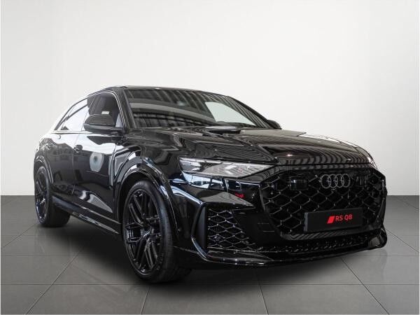 Audi RS Q8 performance 640PS AHK Panorama HuD HD-Matrix