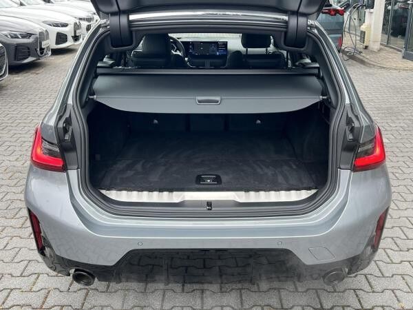 BMW 330 e xDrive Touring M Sport DrivingAssistantProf HiFi