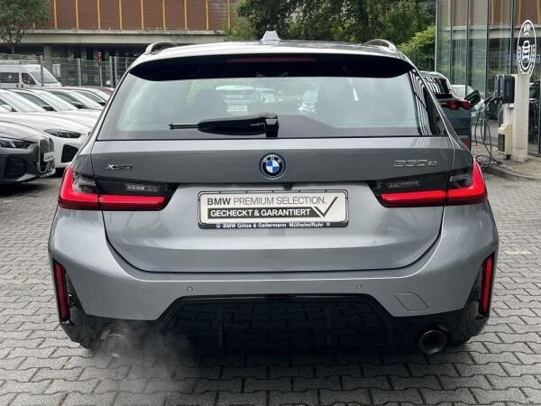 BMW 330 e xDrive Touring M Sport DrivingAssistantProf HiFi