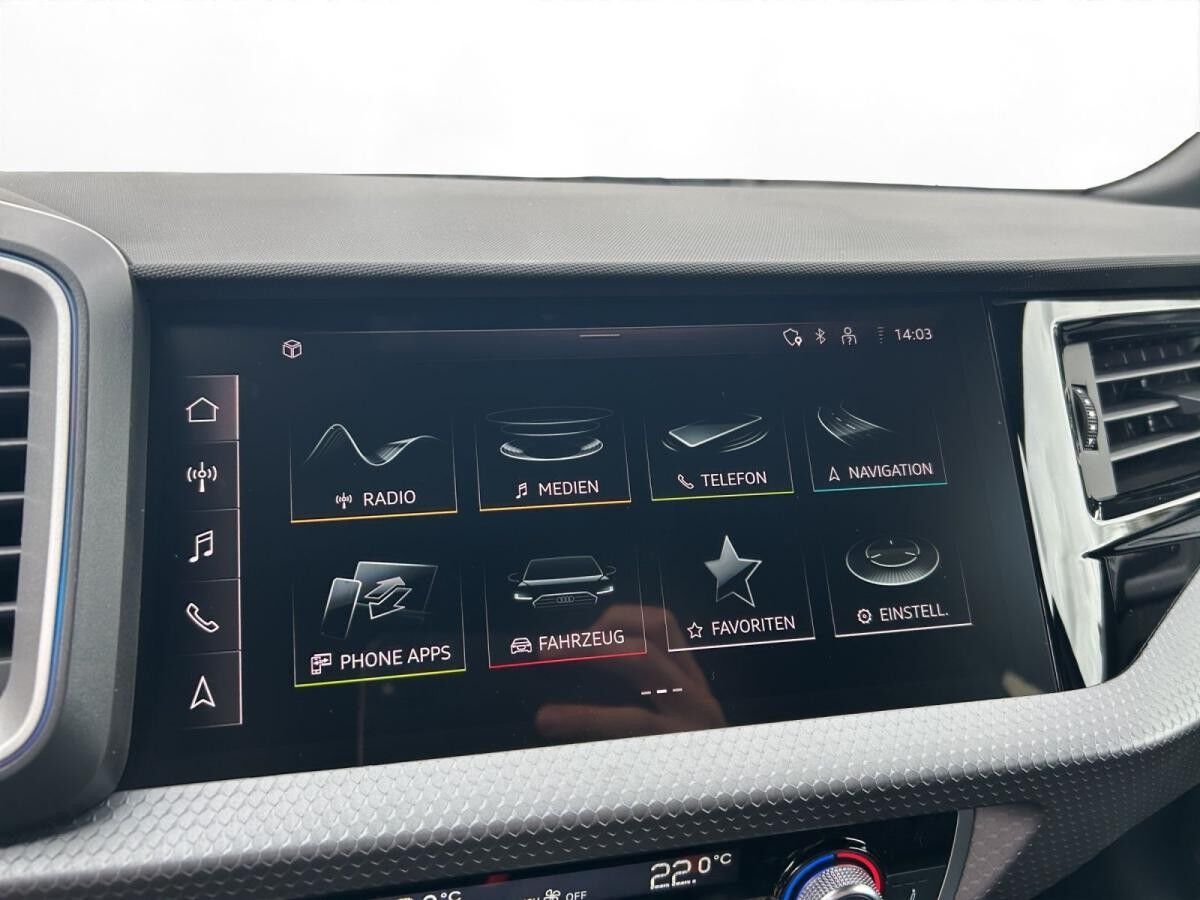 Audi A1 Sportback 30 TFSI S-LINE+LED+CARPLAY+AMBIENTE