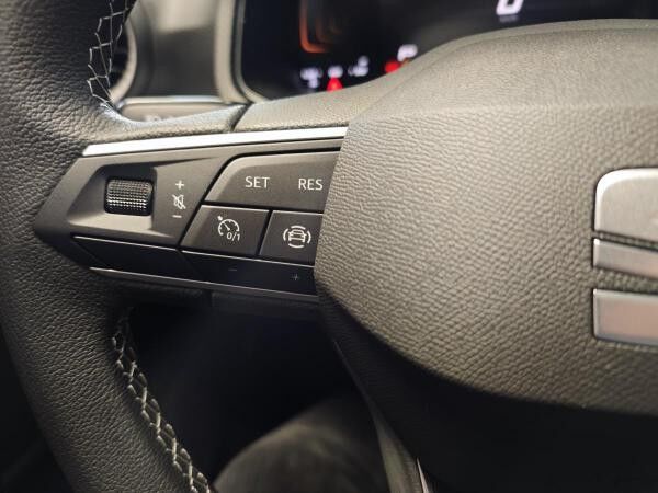 Seat Ibiza Road Edition 1.0TSI DSG |LED|SHZ|KAM|