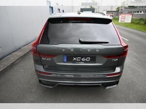 Volvo XC60 T8/Plus Dark/ Forest Lake/0,5%/SOFORT! Volvo XC60 T8/Plus Dark/ Forest Lake/0,5%/SOFORT!