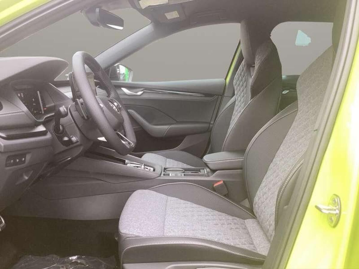 Skoda Octavia COMBI 1.5 TSI MHEV DSG SPORTLINE