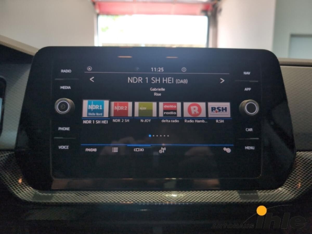 Volkswagen T-Cross 1,0 TSI Life AHK+R-KAMERA+GJ-REIFEN+SITZHZG