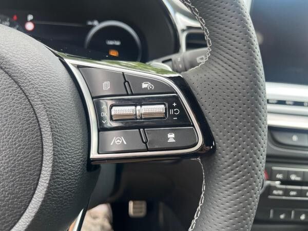 Kia XCeed 1.5 T-GDI GT Line *Kamera*Navi*LED*Lifter