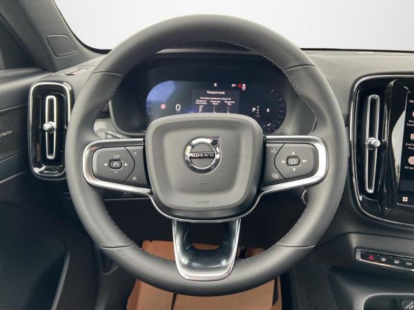 Volvo XC40 Ultra Black Edition ACC+LED+Navi+SD+SHZ