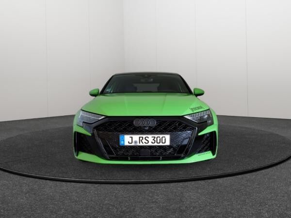 Audi RS3 Limousine Matrix*Nappa*RSSportabgasanlage*Pano-sofort verfügbar