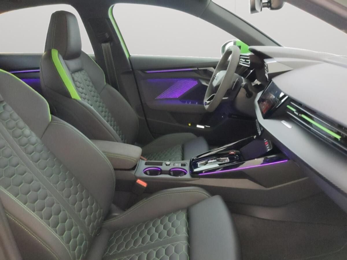 Audi RS3 Limousine Matrix*Nappa*RSSportabgasanlage*Pano-sofort verfügbar