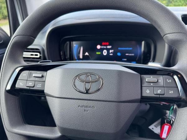 Toyota Proace City 50 kWh Elektroantrieb | L1 Meister | Parksensoren | Klimaanlage | Sonderpreis mit begrenzter Verfügb