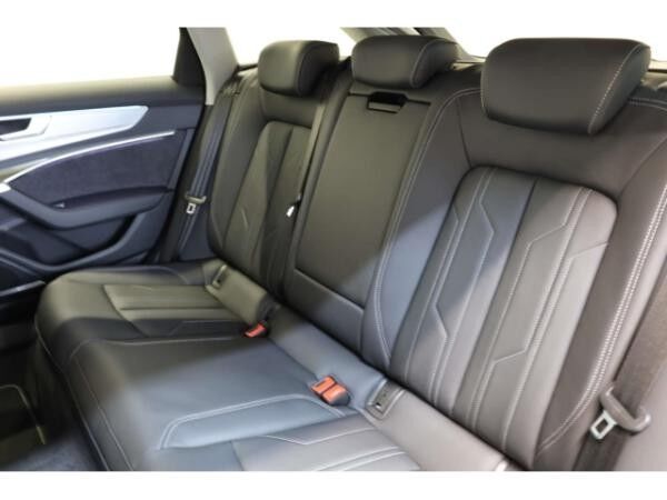 Audi A6 Avant 55 TFSI e quattro S line