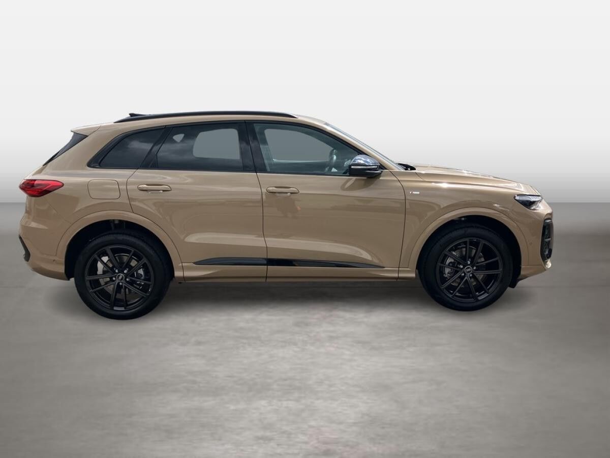 Audi Q5 SUV TFSI S tronic |  Sonderabnehmer