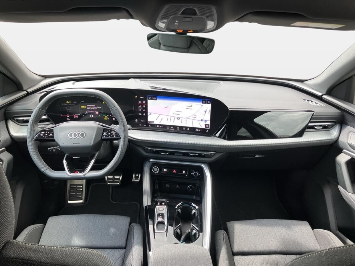 Audi Q5 SUV TFSI S tronic |  Sonderabnehmer