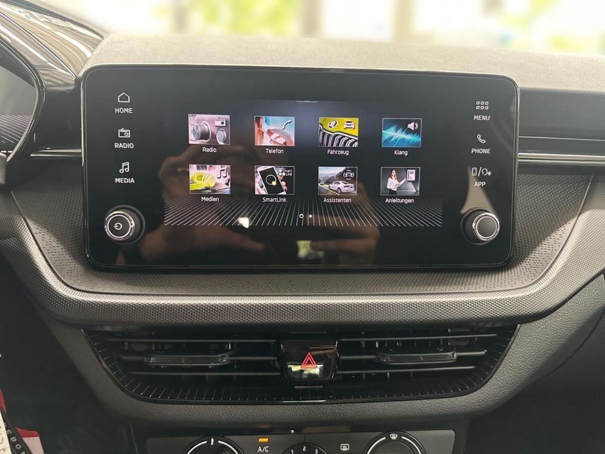 Skoda Fabia Essence 1,0 MPI 5-Gang-Schaltgetriebe