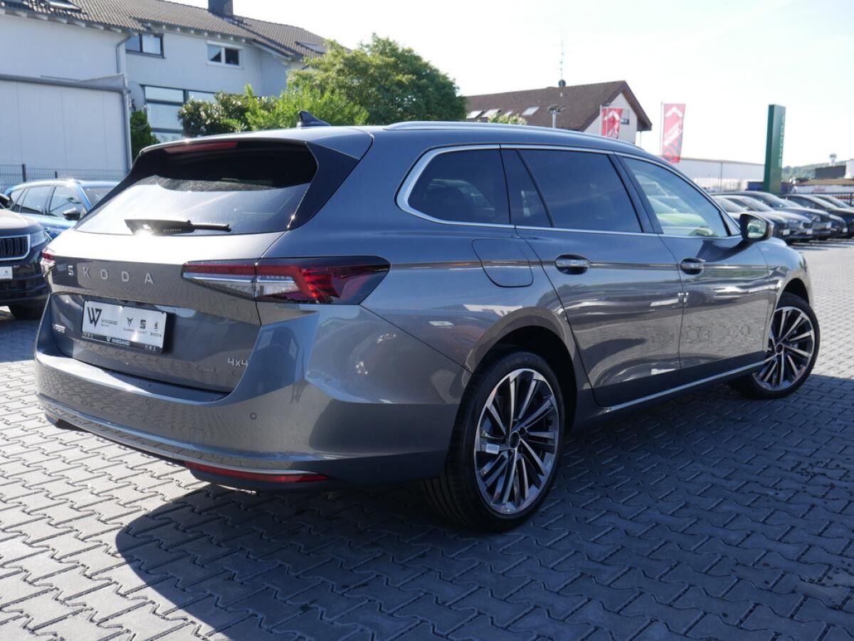 Skoda Superb Combi L&K 2.0 TDI 4x4 - HUD PANO MATRIX-LED *SN861* Skoda Superb Combi L&K 2.0 TDI 4x4 - HUD PANO MATRIX-LED *SN861*