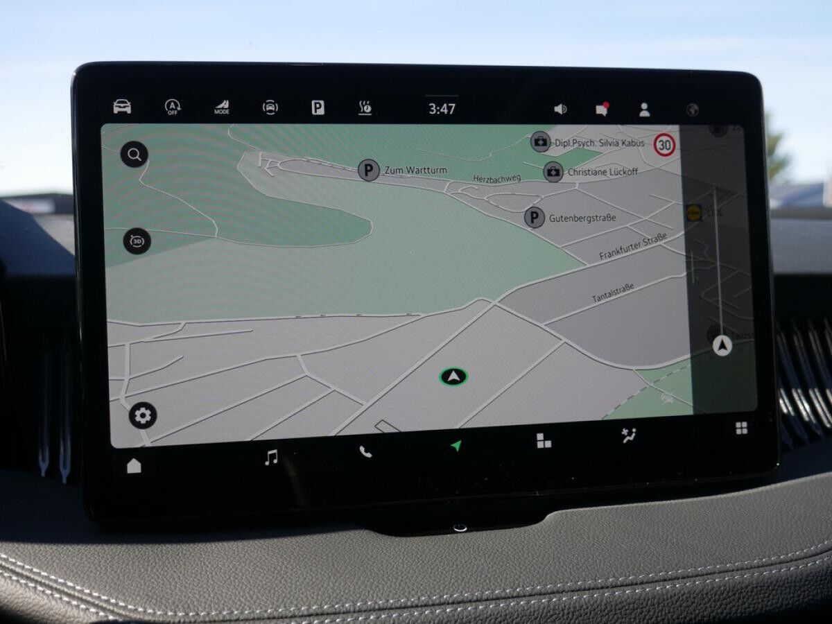 Skoda Superb Combi L&K 2.0 TDI 4x4 - HUD PANO MATRIX-LED *SN861* Skoda Superb Combi L&K 2.0 TDI 4x4 - HUD PANO MATRIX-LED *SN861*