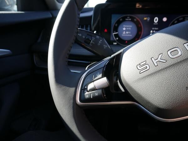 Skoda Superb Combi L&K 2.0 TDI 4x4 - HUD PANO MATRIX-LED *SN273*