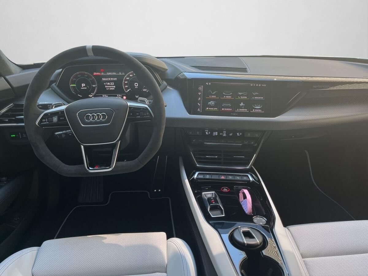 Audi e-tron GT RS ICE Edition