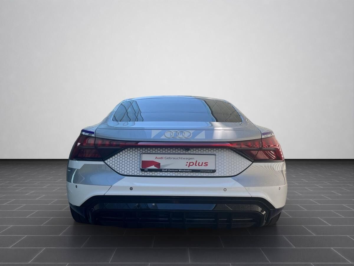 Audi e-tron GT RS ICE Edition