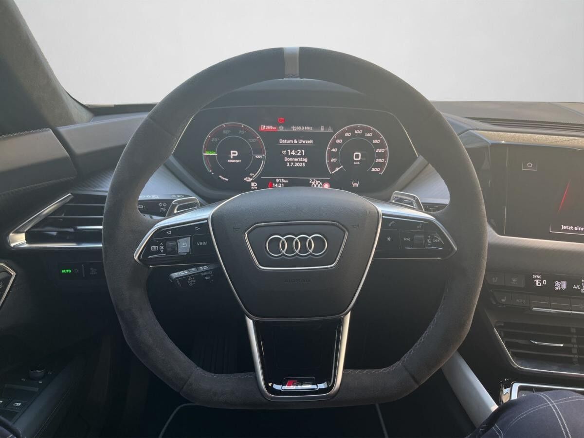 Audi e-tron GT RS ICE Edition