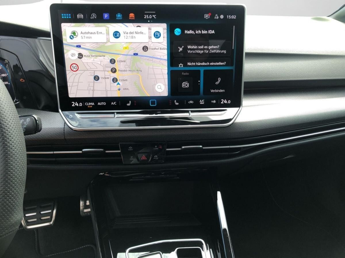 Volkswagen Golf 2.0 TDI DSG R Line BLACKSTYLE NAVI PANO