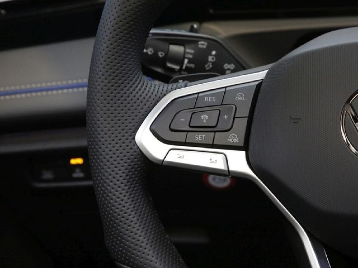 Volkswagen Tiguan R-Line 1.5 eHybrid OPF 6-Gang-DSG