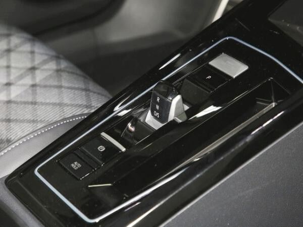 Volkswagen Golf R-Line 1.5 eTSI OPF 7-Gang-DSG