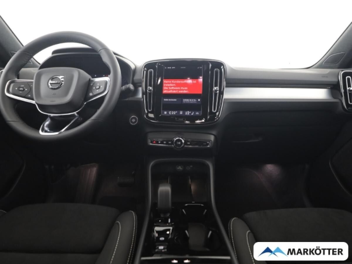 Volvo XC40 Plus Black Edition B3/360° Kamera/Frontscheibenheizung