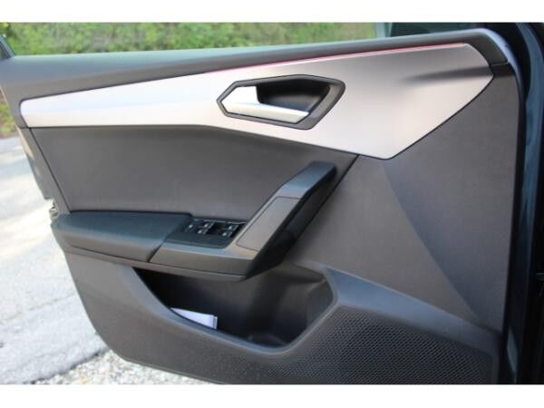 Seat Leon Sportstourer 1.5 TSI DSG FR NAVI LED KAMERA SHZ DAB_GRA 17