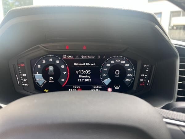 Audi A1 SB S line 40 TFSI 152(207) kW(PS) tronic MMI 18'' Sonos APS ACC