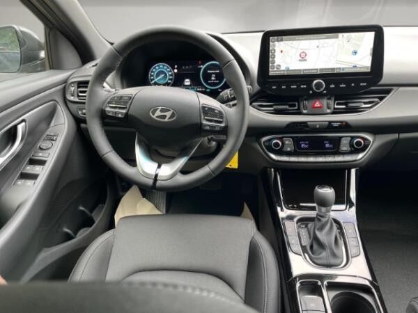 Hyundai i30 1.5 Advantage🚀| Automatik | Panorama | Rückfahrkamera | Navi | Klimaauto. | ISOFIX