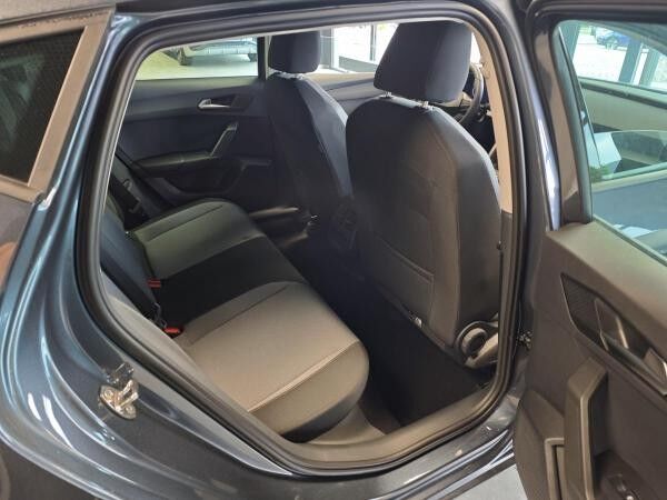 Seat Leon Road Edition 1.5 eTSI DSG | FullLink| SHZ