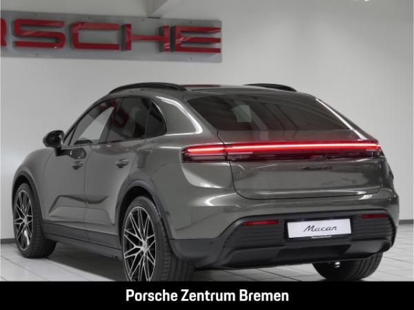 Porsche Macan 4S Sportpaket Luftfederung  AHK-el. klappb. El. Panodach