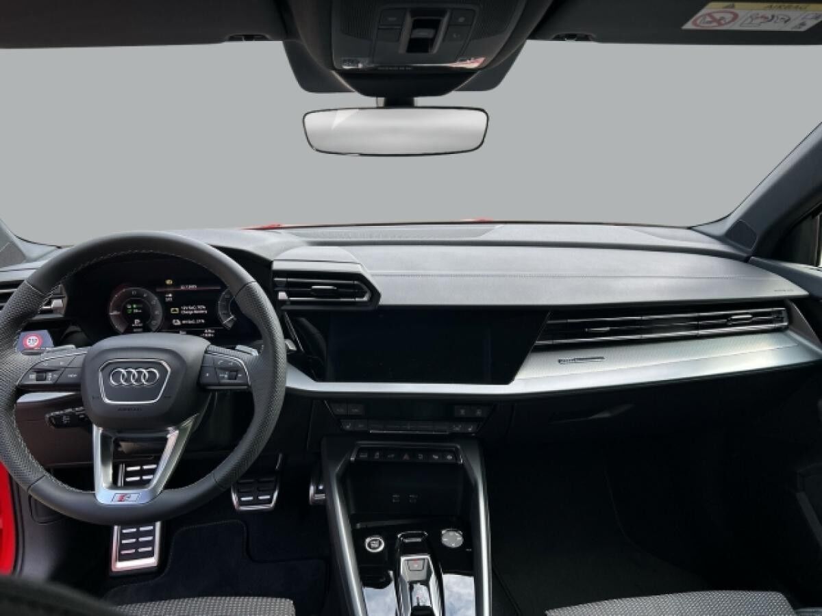Audi A3 Sportback 40 TFSI e 150 kW S-LINE+PANO+NAVI+LEDER+VIRTUAl