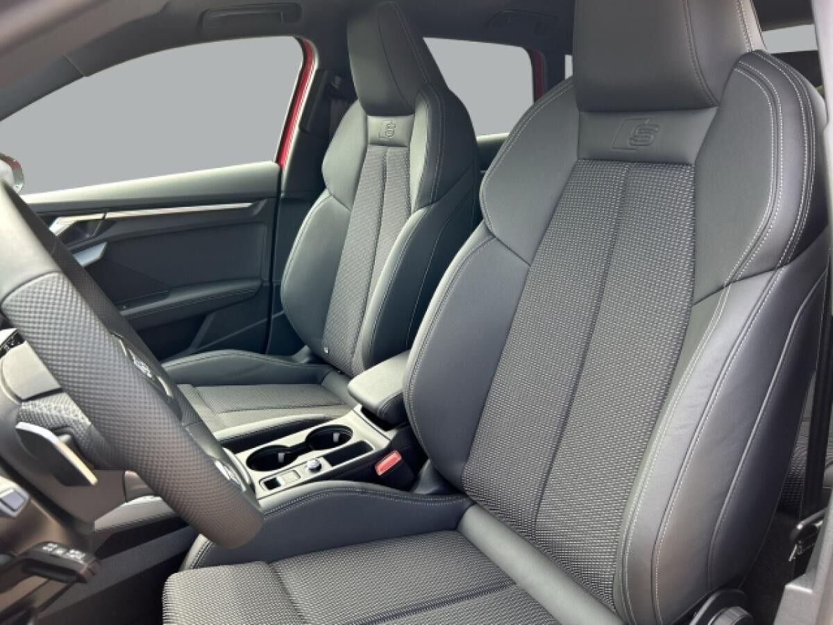 Audi A3 Sportback 40 TFSI e 150 kW S-LINE+PANO+NAVI+LEDER+VIRTUAl