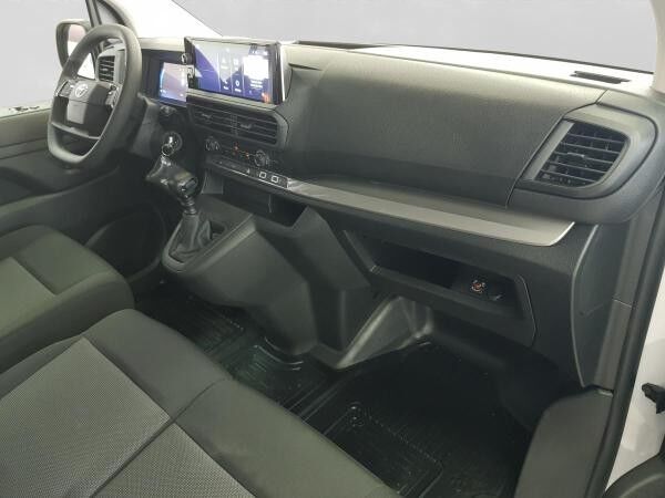 Toyota Proace 120 PS L1 Meister Navi (Flügeltüren/verglast) **Engelbart-Aktion**