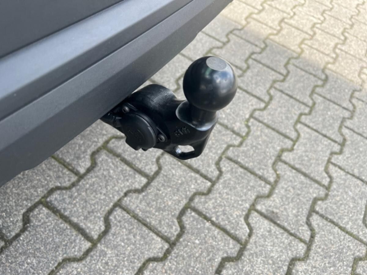 Skoda Karoq TOUR 2.0 TDI DSG*NAVI*PANO*RFK*AHK