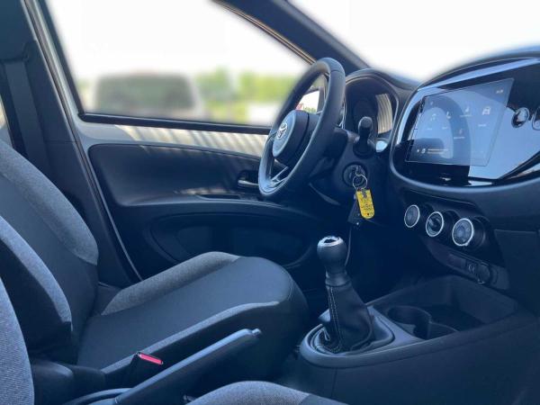 Toyota Aygo X Play ADAPT. TEMPOMAT   CAR-PLAY *sofort verfügbar*