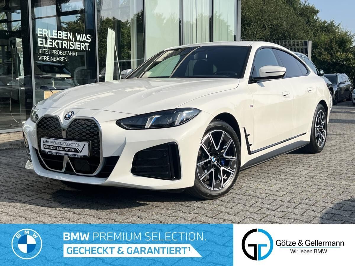 BMW i4 xDrive40 M Sport //Stop&Go HeadUp FACELIFT!!!