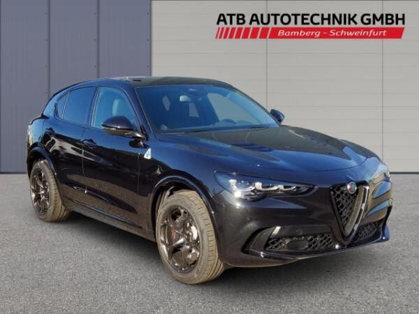 Alfa Romeo Stelvio Quadrifoglio ! Mit Wartung / Verschleiß ! Panodach