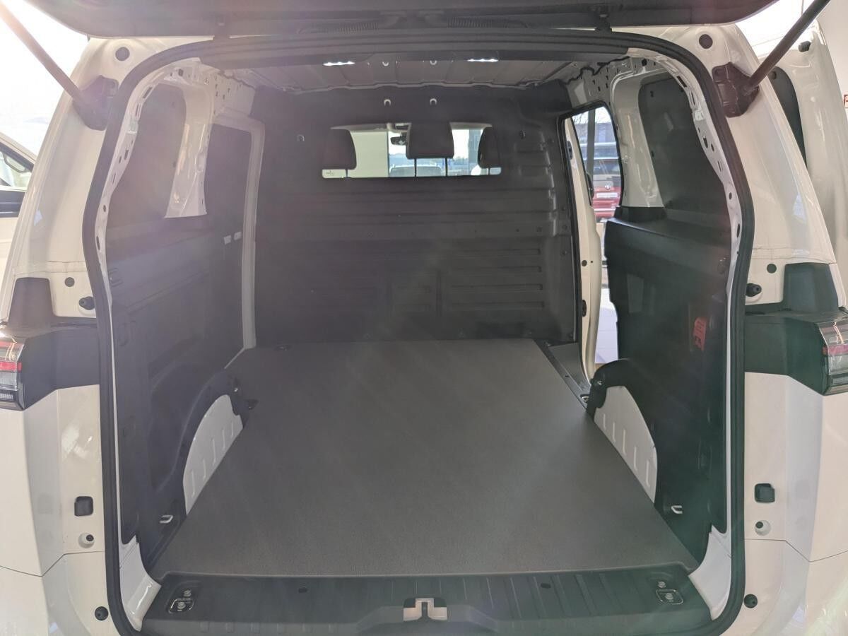 Volkswagen ID.Buzz Cargo ID. Buzz Cargo h RearView AHK App-Connect