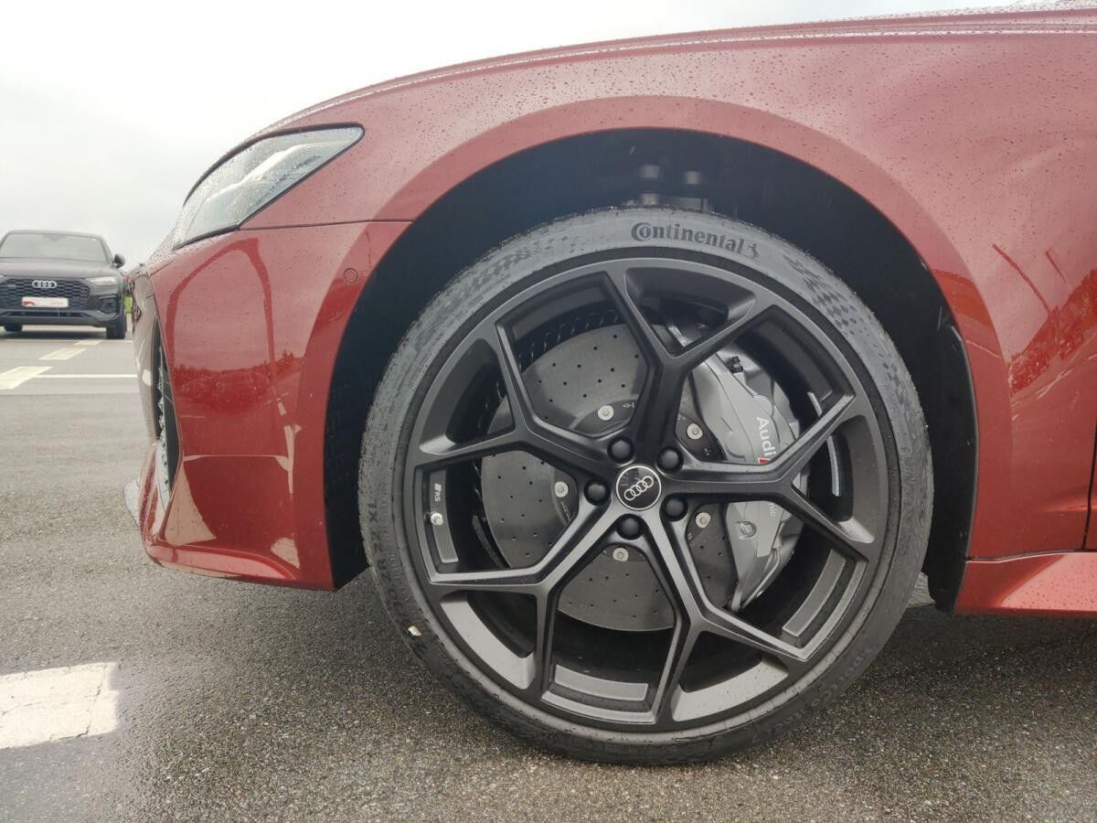 Audi RS6 Avant performance Keramik 305 AHK Pano HuD