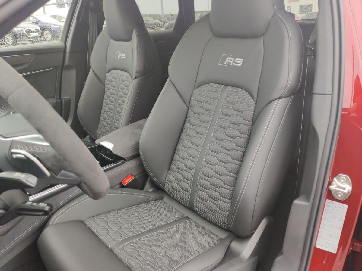 Audi RS6 Avant performance Keramik 305 AHK Pano HuD