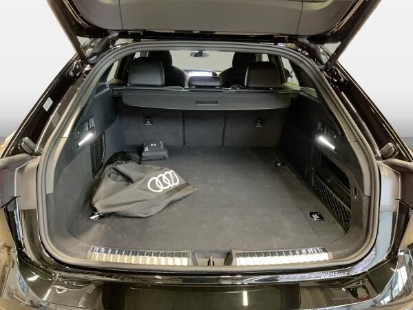 Audi A6 Avant e-hybrid quattro S tronic Matrix