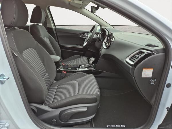 Kia Ceed SW 1.5T DCT7 ULTIMATE💥AKTION 💥NAVI | SHZ | SMART-KEY |
