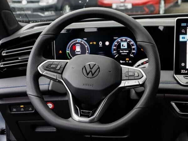 Volkswagen Tiguan "R-LINE" 1,5 l eHybrid 6-Gang-DSG AHK-WKR-IQ-DRIVE-LM20-MATRIX-NAVI