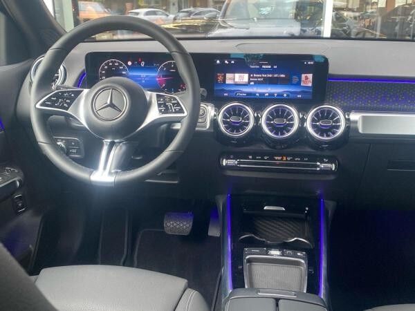 Mercedes-Benz GLB 200 d Progressive Multibeam Kamera Ambiente