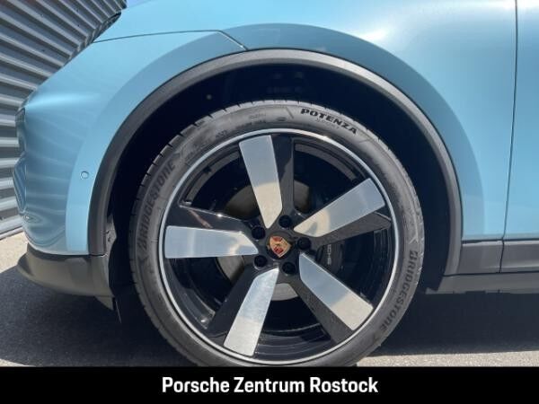 Porsche Macan 4