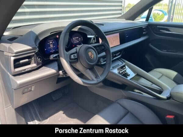 Porsche Macan 4